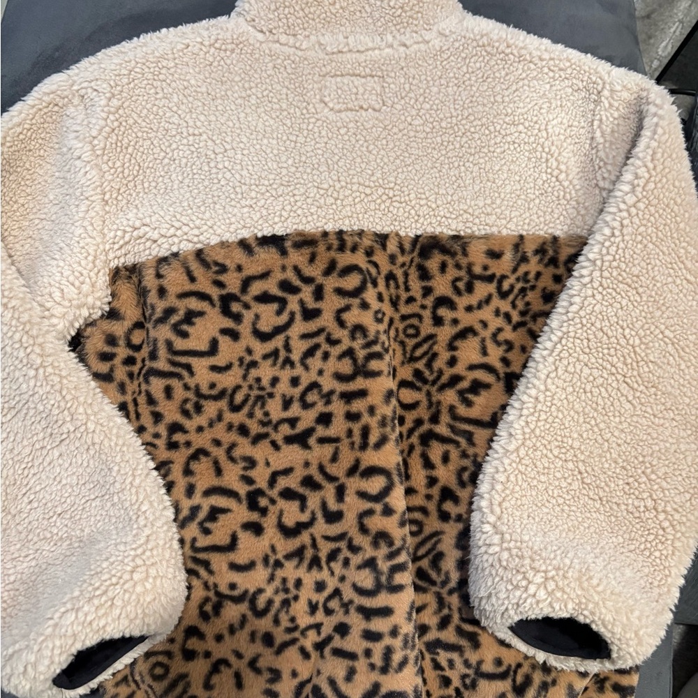 Rails Leopard Print Sherpa Jacket - Picture 2 of 6
